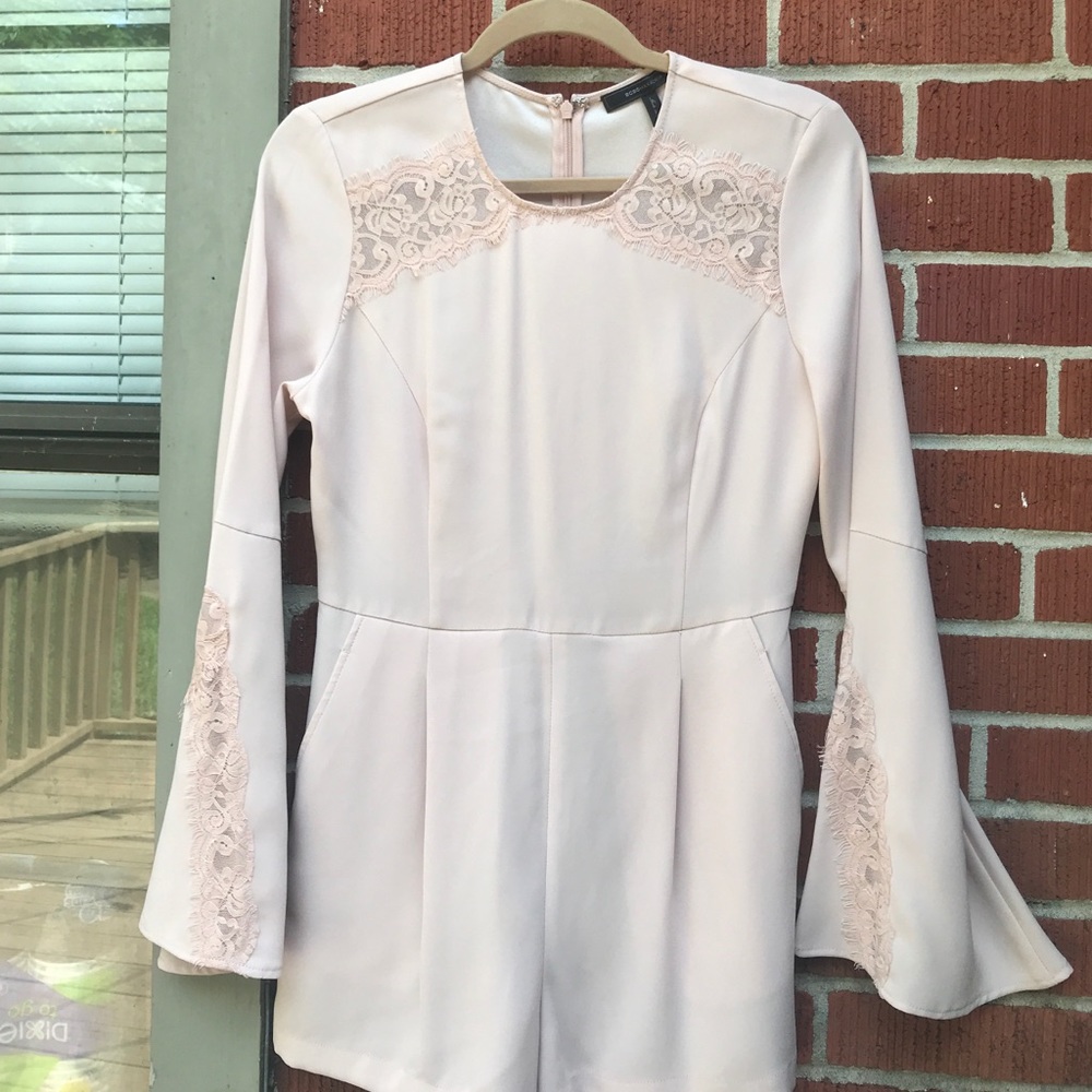 Bcbg maxazria lace light pink romper
